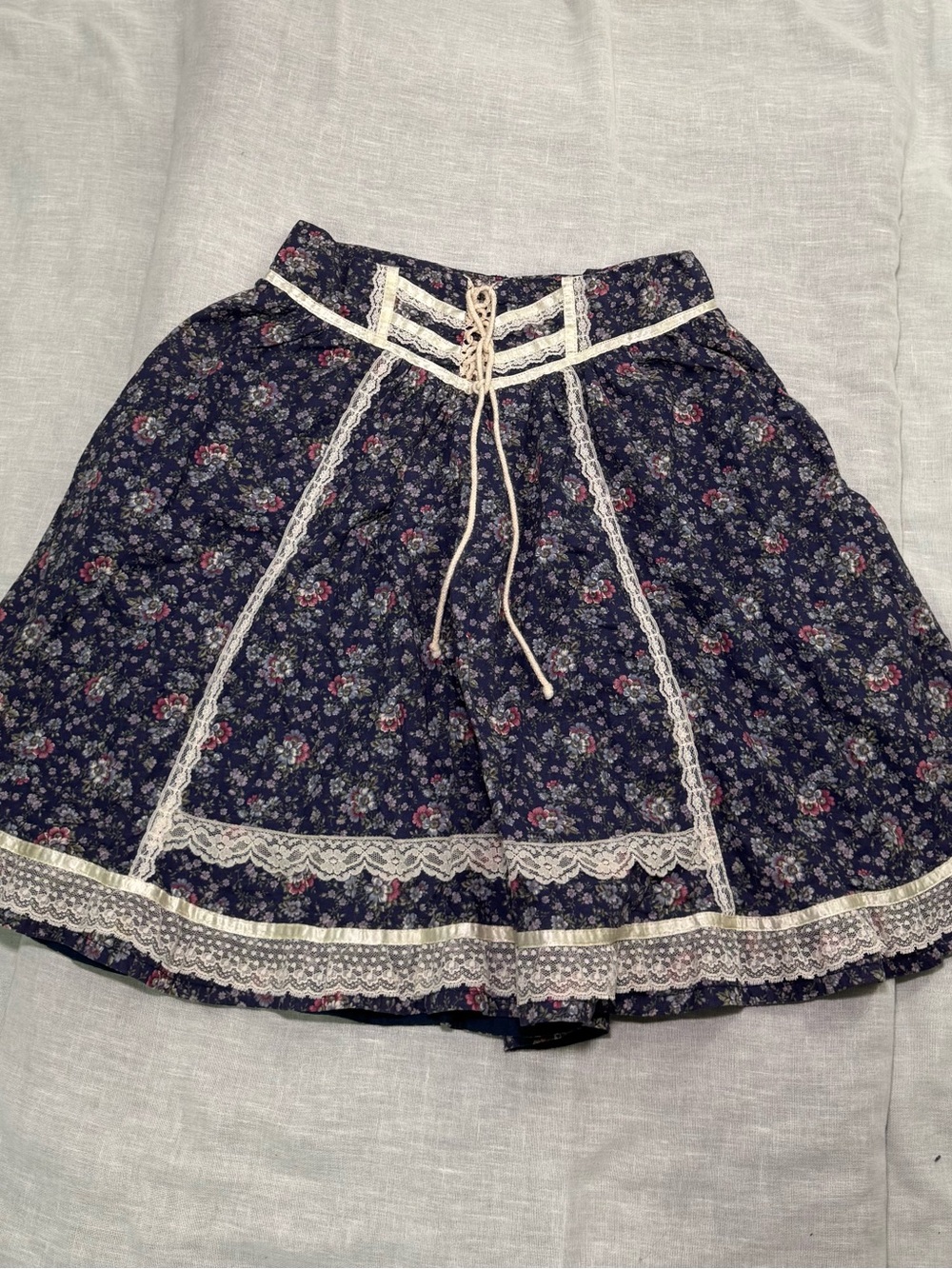 Gunne Sax Navy Floral Skirt with Ivory Lace Trim